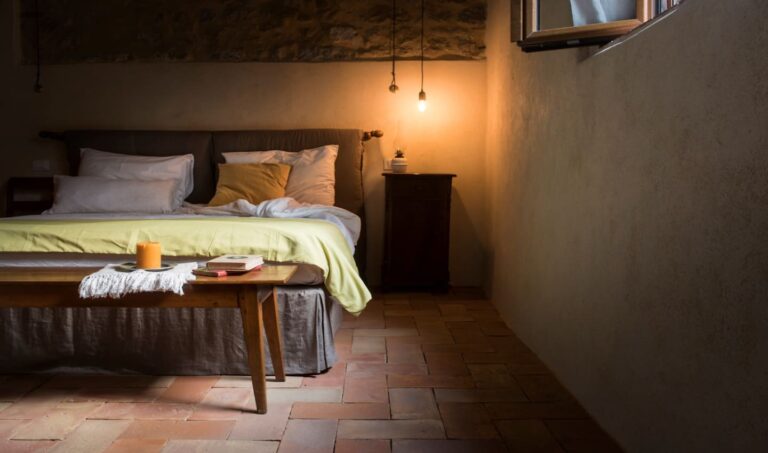 Vegan Agrivilla i pini Tuscany bedroom