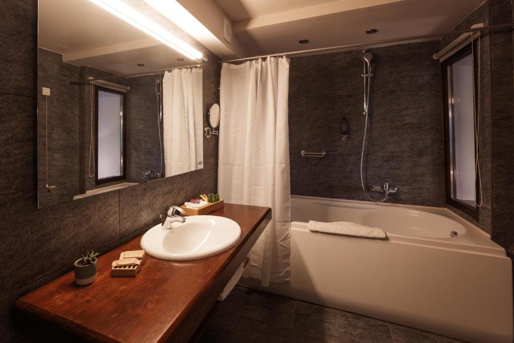 Aristi Mountain Resort & Villas - 6