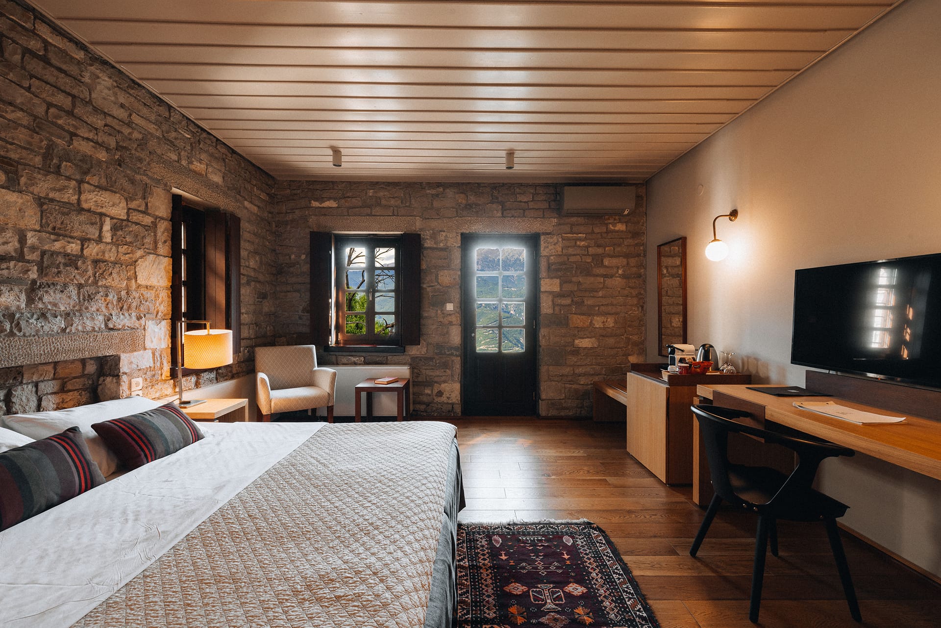 Aristi Mountain Resort & Villas - 1