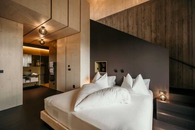 Green Luxury Hotel Pfösl – Select Green Hotels Room spacious King Size Bed