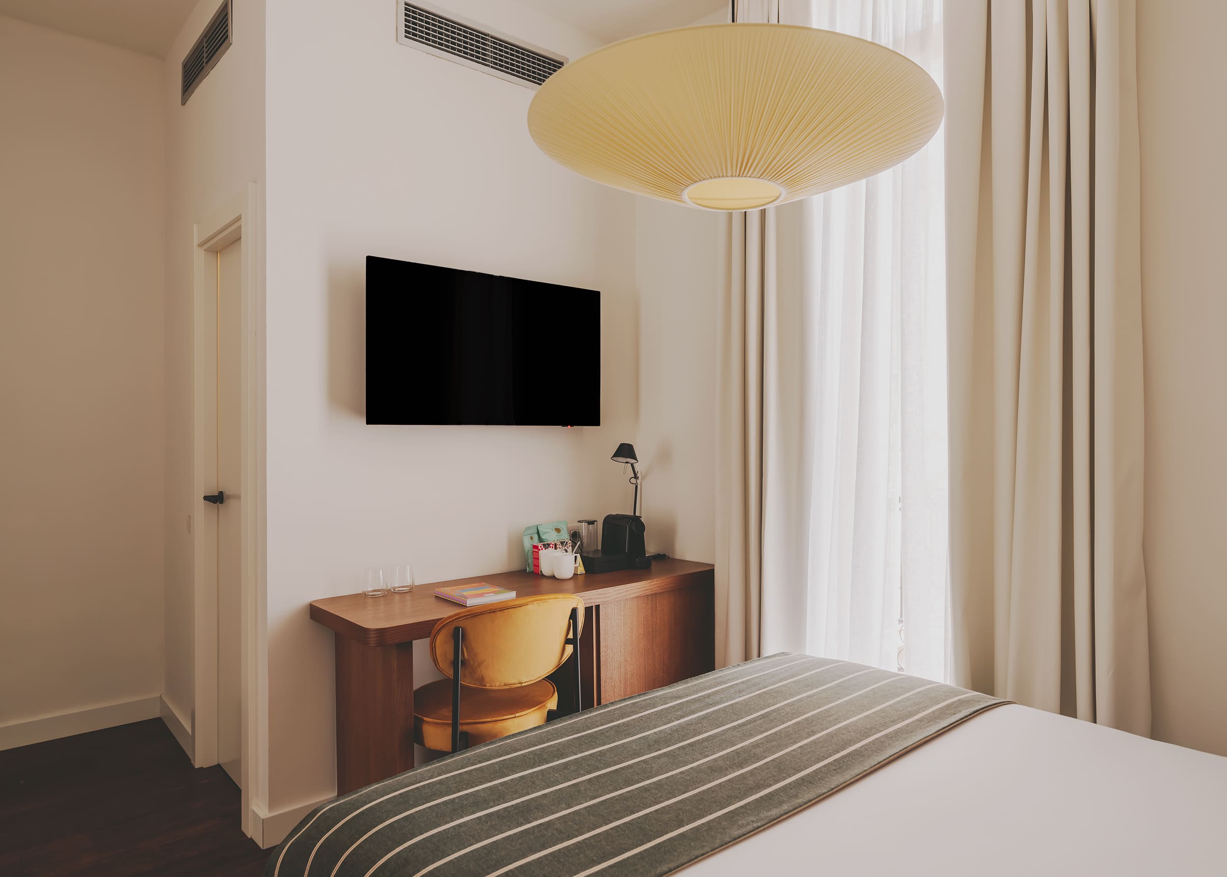 Hotel Regina Barcelona - 2