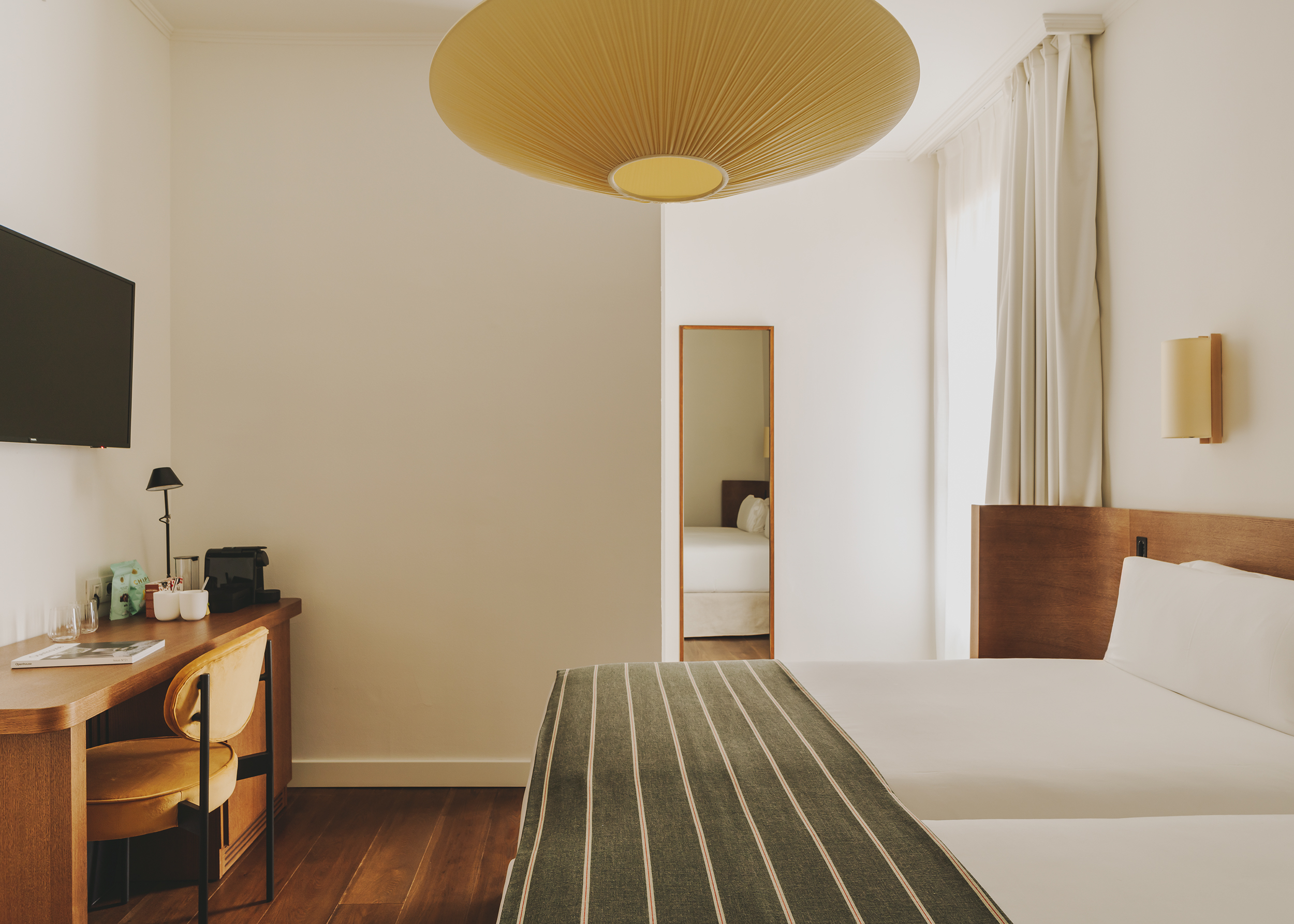 Hotel Regina Barcelona - 2